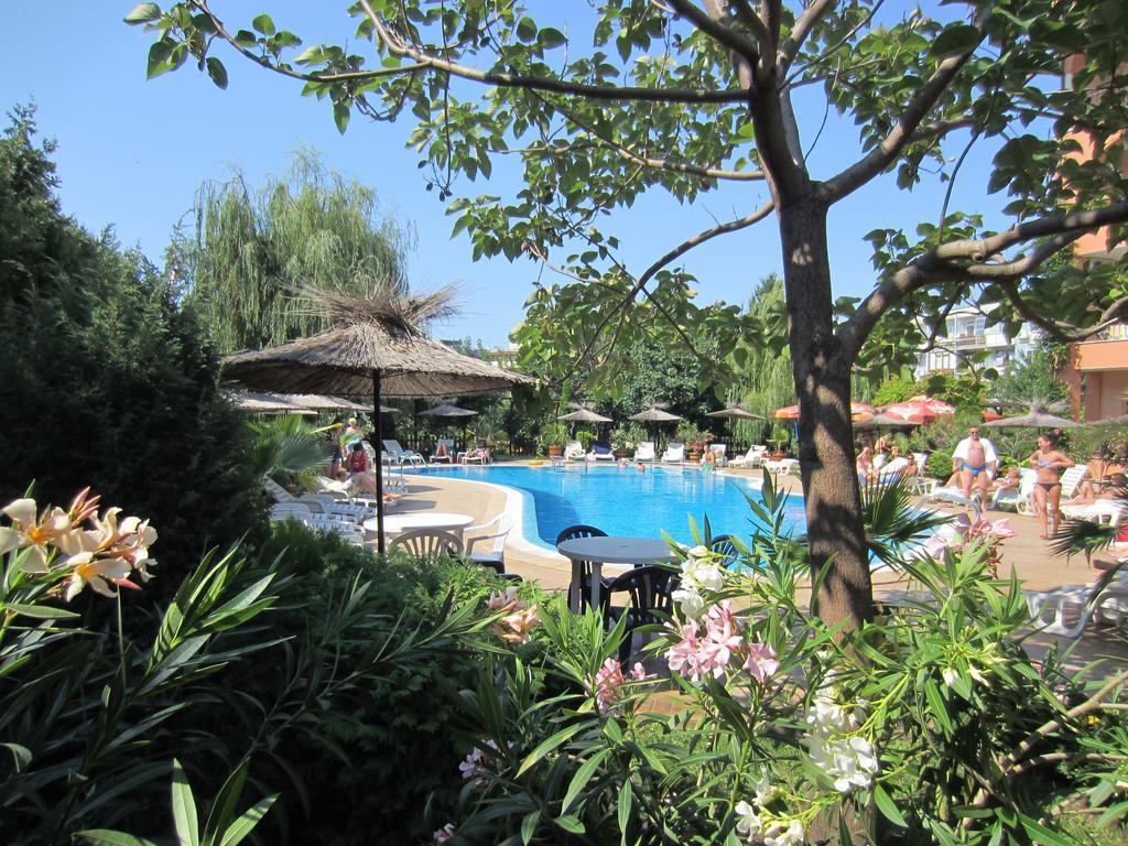 Hotel Liani Slantchev Briag Extérieur photo