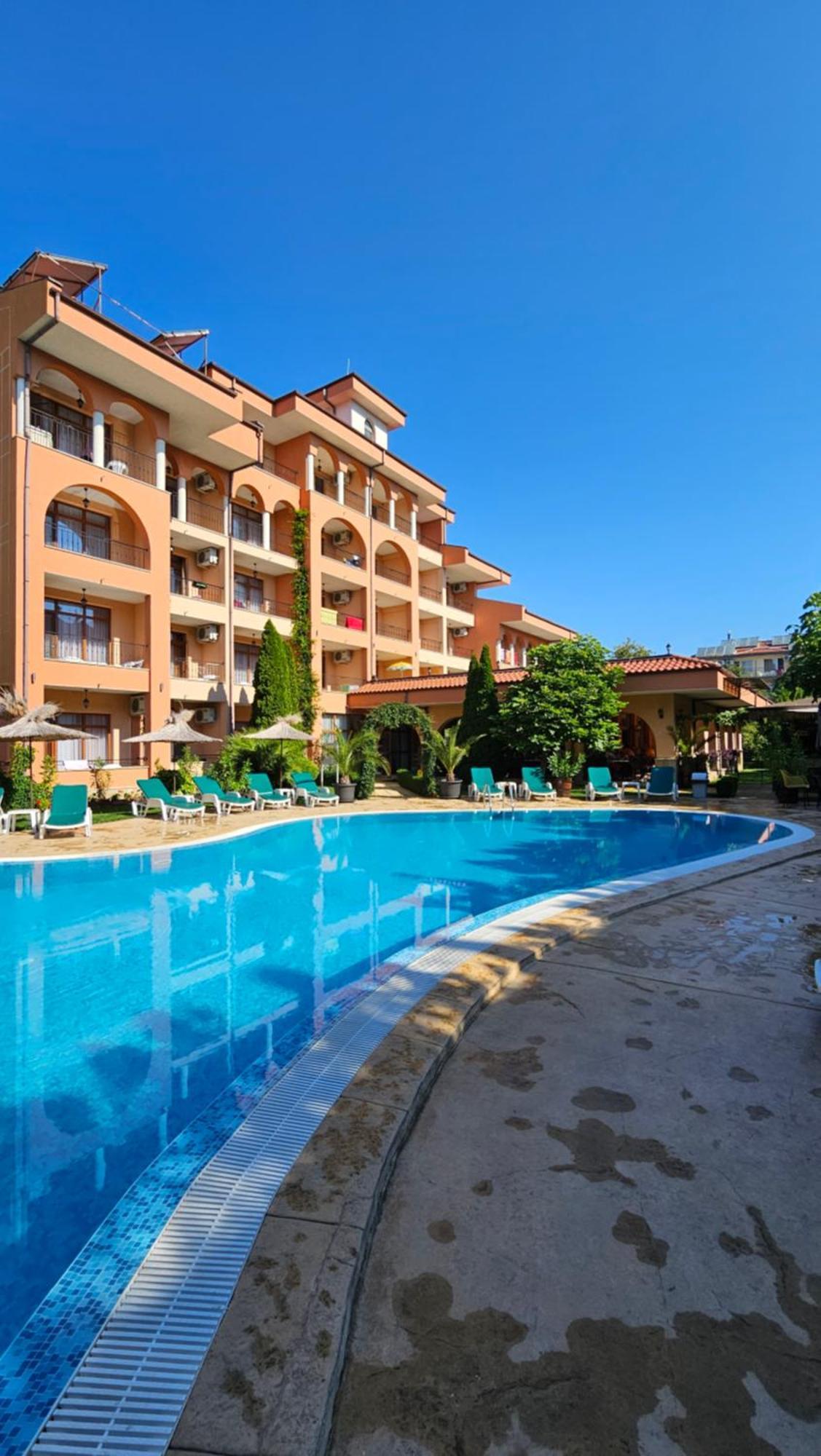 Hotel Liani Slantchev Briag Extérieur photo