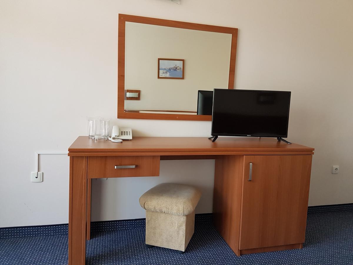 Hotel Liani Slantchev Briag Extérieur photo