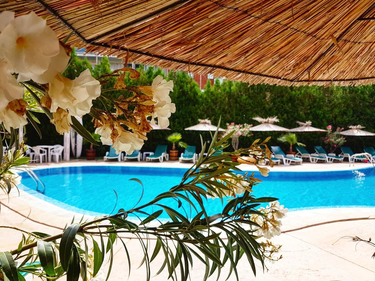 Hotel Liani Slantchev Briag Extérieur photo